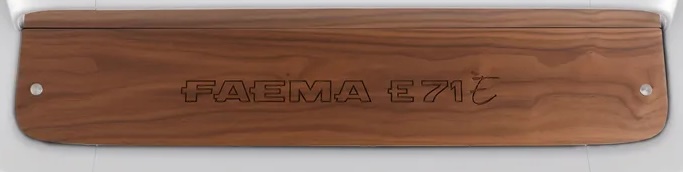 NR2Q79999PPCA -BACK PANEL  2GR E71E R2(L9-S4)