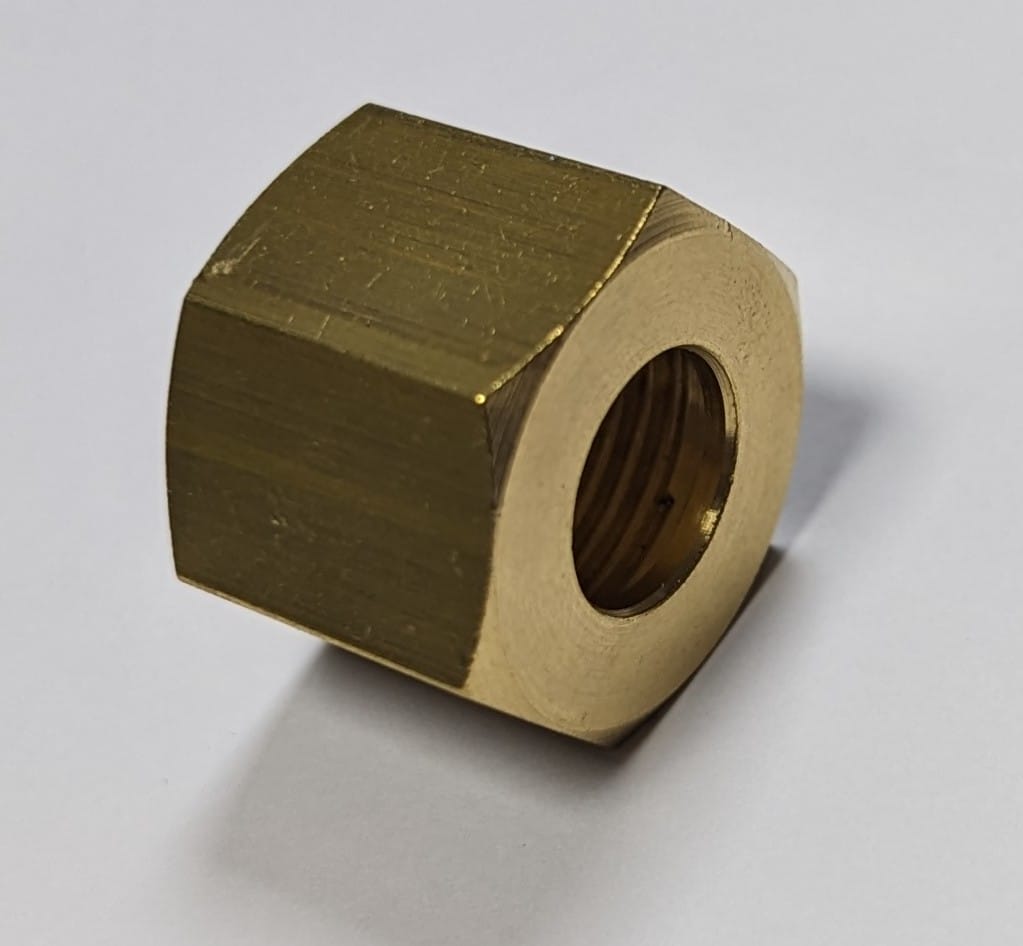 9R1 Tap joint brass nut 3/8hole d.10mm R2(L12-S4)