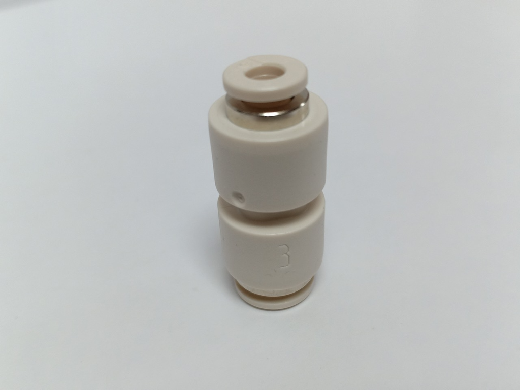 25728 - MELITTA STRAIGHT PLUG CONNECTION D6-D4 (L8S3)