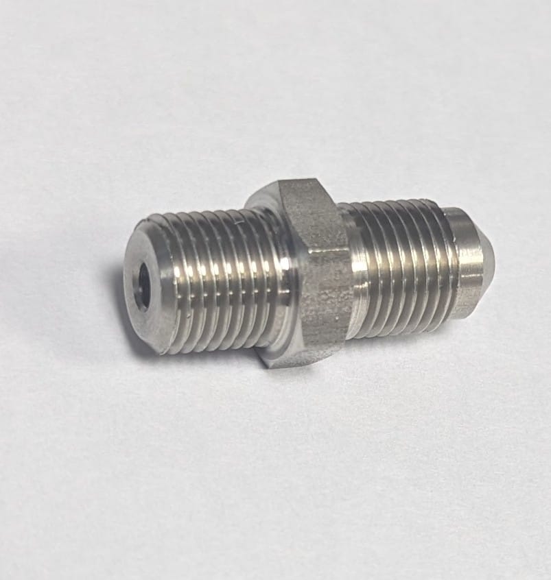949036000F - FAEMA CONNECTOR 1/8 X 1/8 WITH STAINLESS STELL R2(L7-S3)