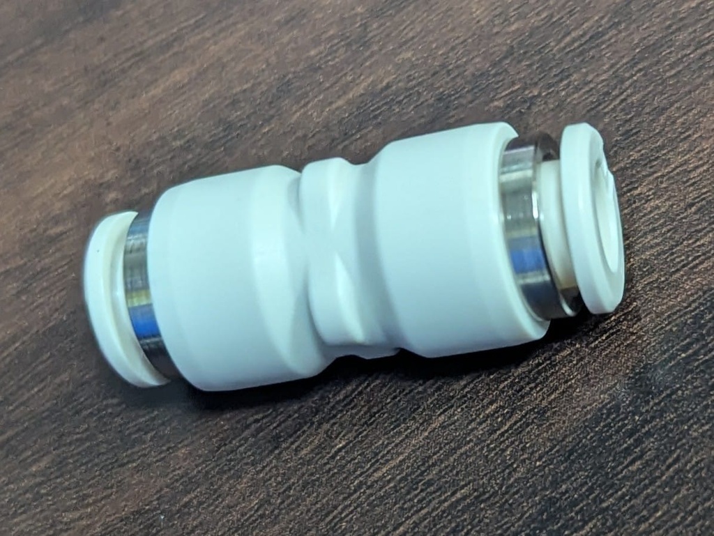 532657700 - FAEMA STRAIGHT CONNECTOR D6-R2(L7-S3)